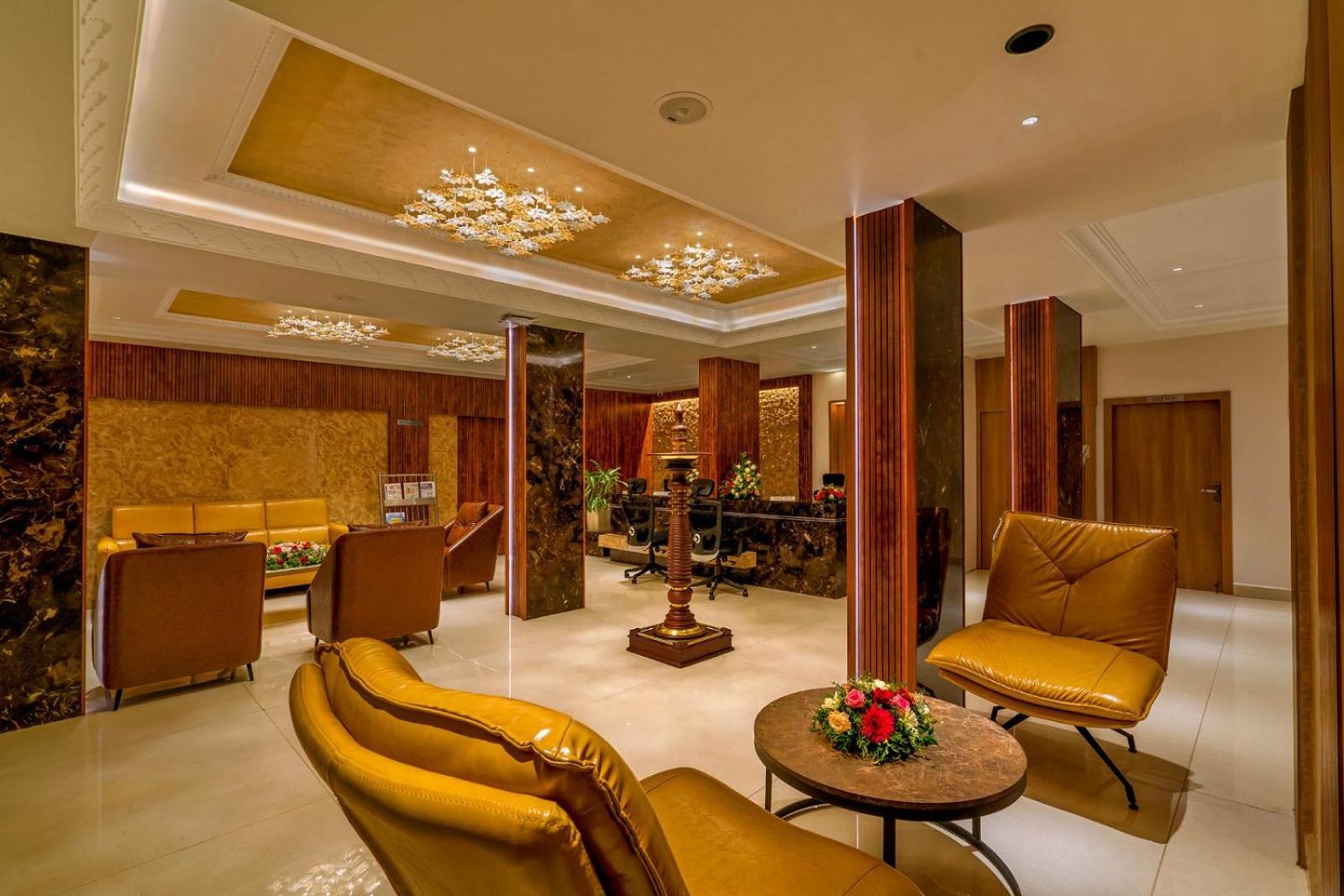 Hotel Malika Residency Ettumanoor Exterior photo